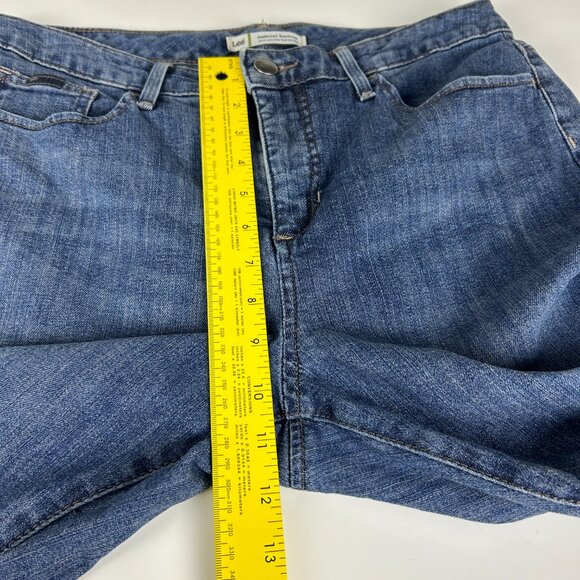 Lee Jeans Womens 10 M (32x30) Natural Bootcut Blue Stretch Just Below the Waist - Picture 13 of 16